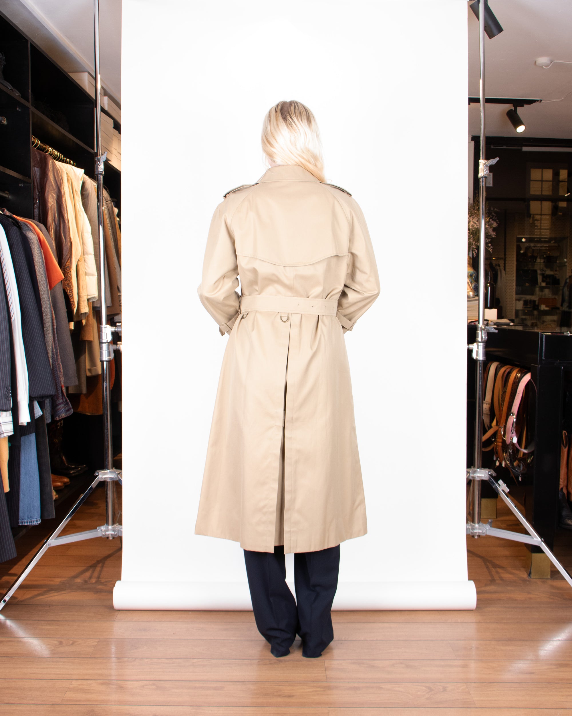 1980s Burberry Belted Trenchcoat M