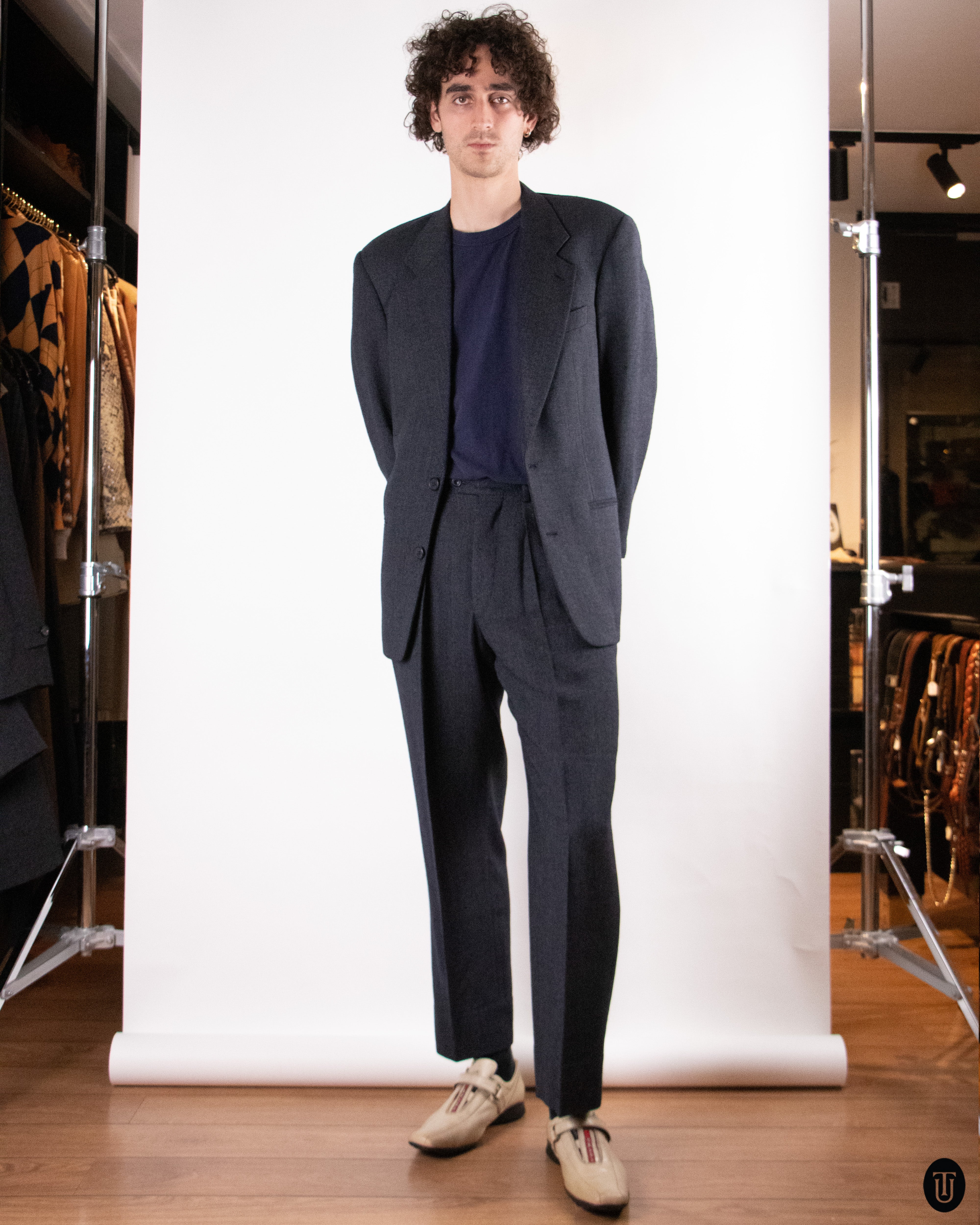 GIORGIO ARMANI ブラックラベル スーツ 90's Giorgio Armani Black Label Wool Blend Suit L – Time's Up Vintage