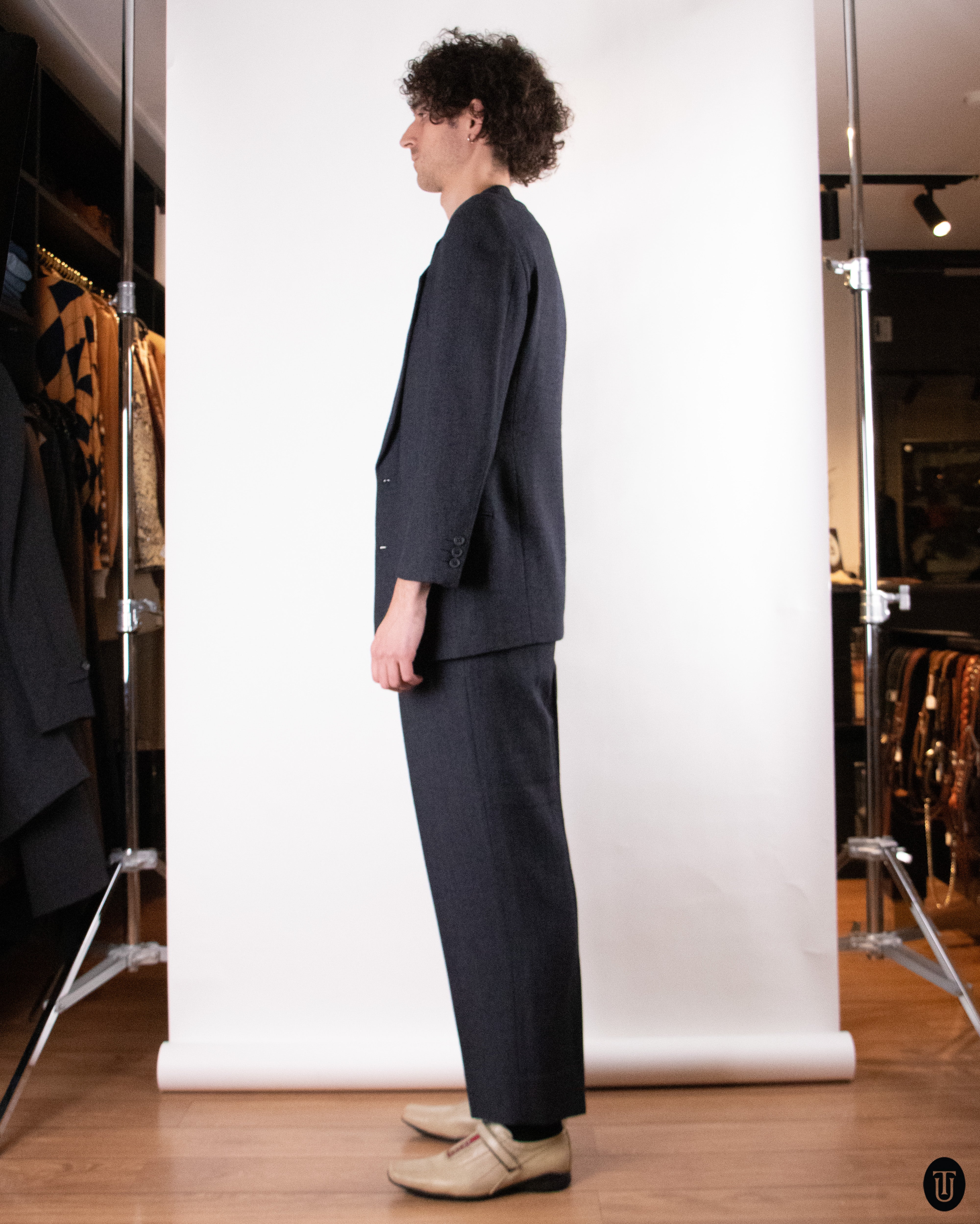 90's Giorgio Armani Black Label Wool Blend Suit L – Time's Up Vintage