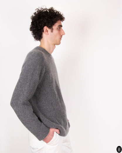 00's Giorgio Armani Cashmere Sweater M