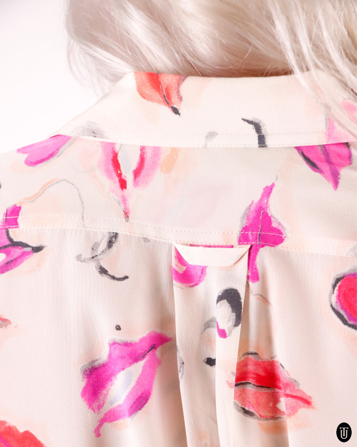 90's Chanel Lipstick Print Silk Blouse M