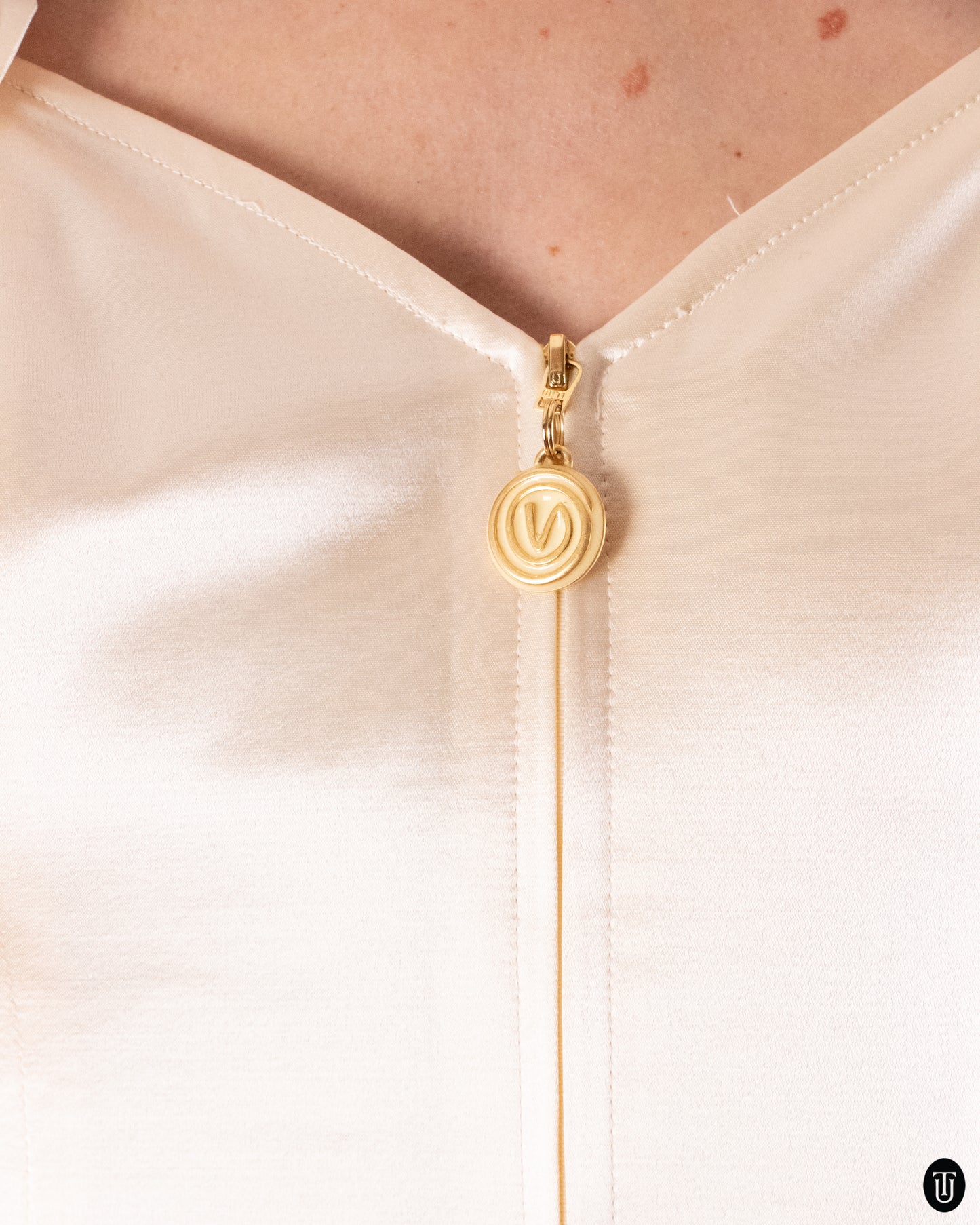 00's Valentino Creamy Wool and Silk Top M