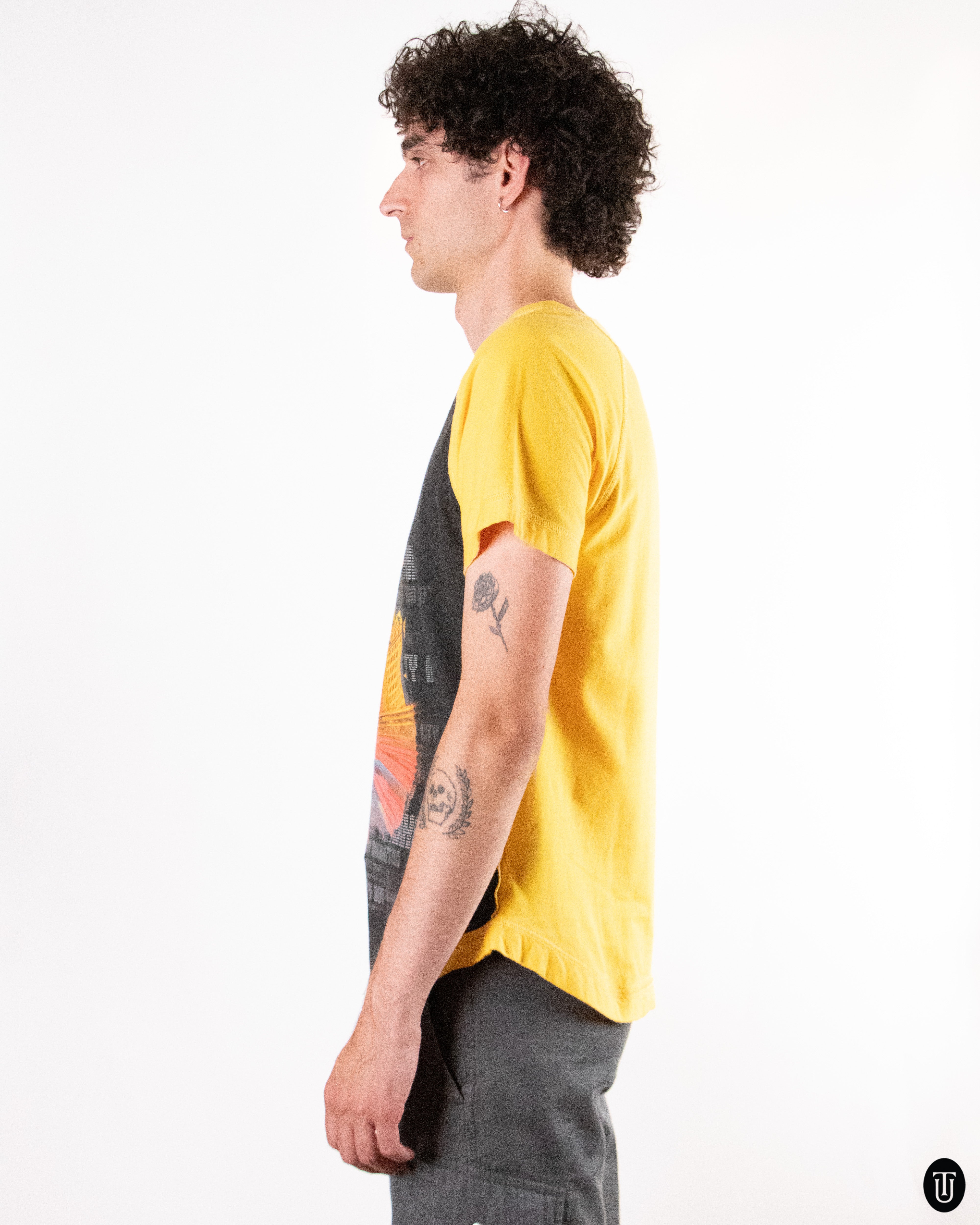 00's Dolce & Gabbana Graphic Print T-shirt S – Time's Up Vintage