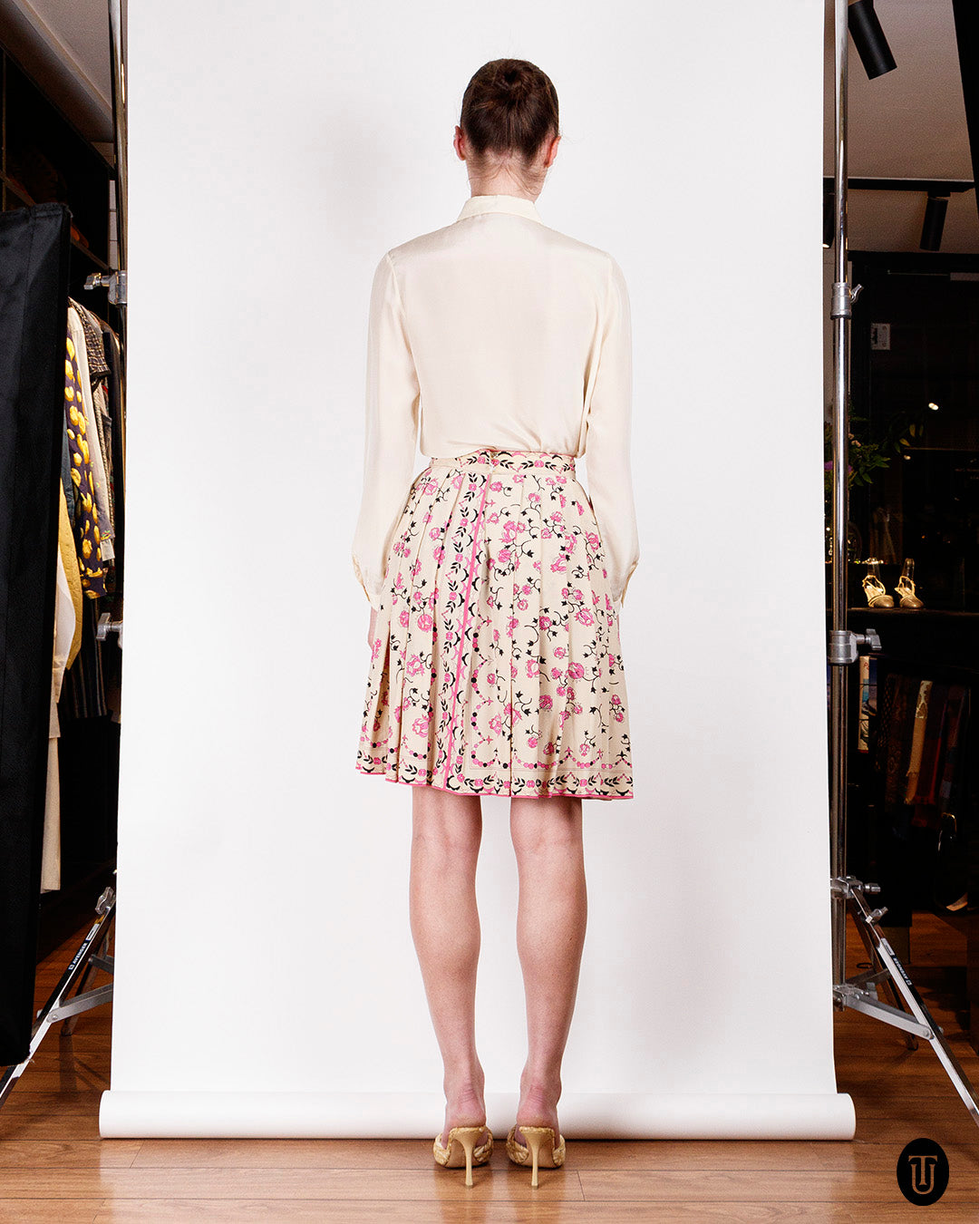 1970s Emilio Pucci Pleated Silk Skirt S