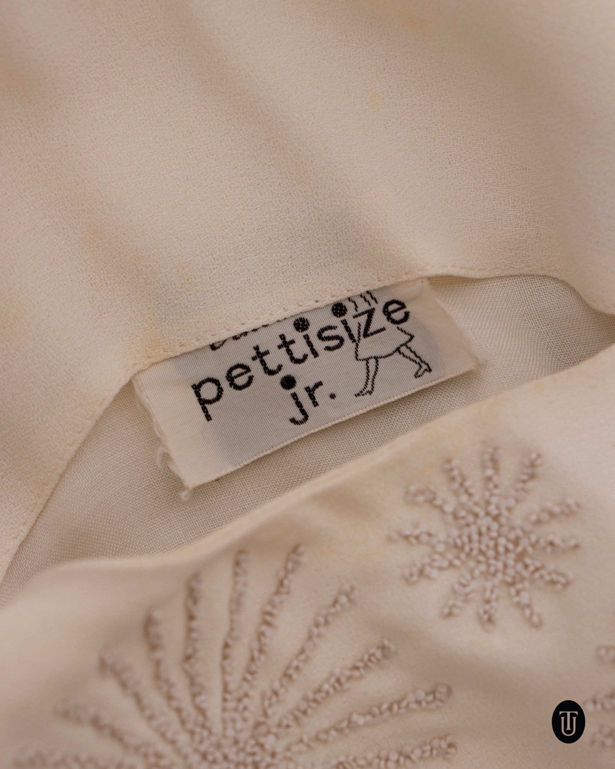 1960s Vintage White Embroidered Mini Dress S
